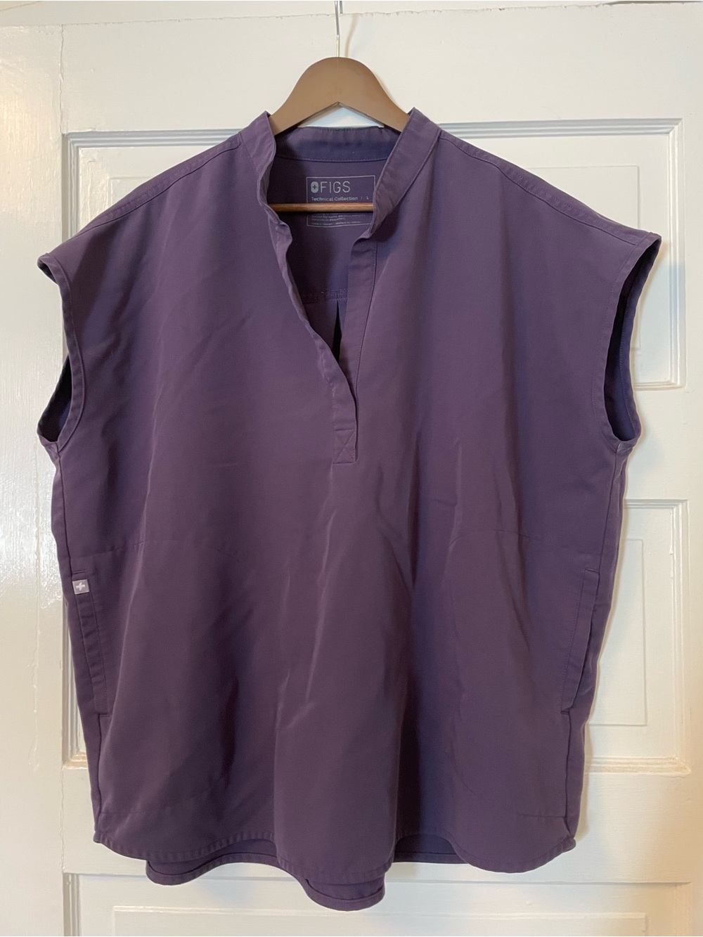 FIGS Rafaela Scrub Tunic in Deep Purple